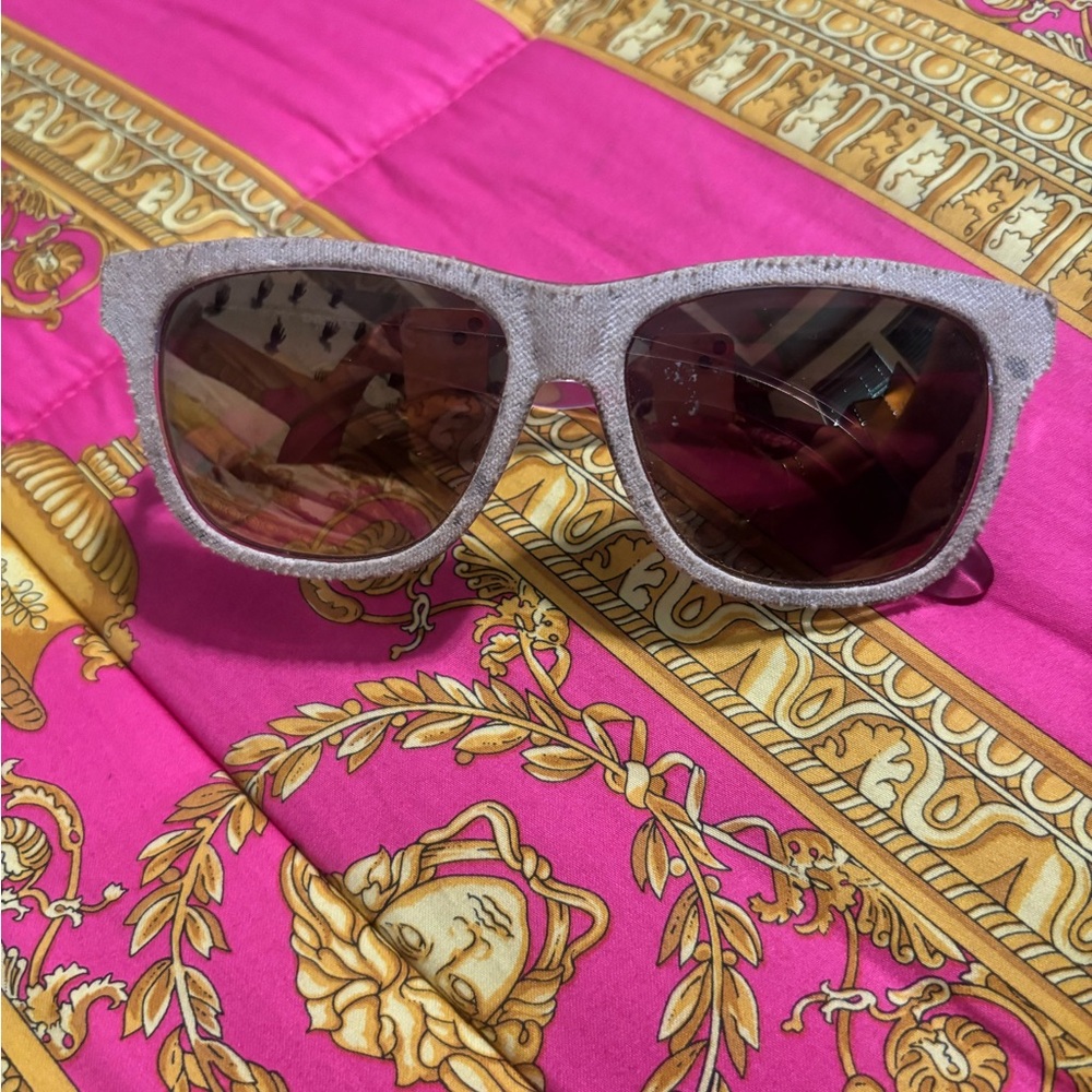 Diesel Clear Frame Sunglasses with Beige Accents unisex